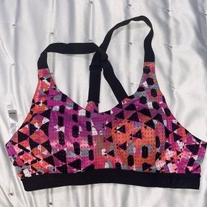 Victoria’s Secret sports Bra